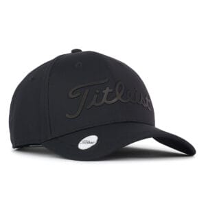 Black Titleist golf cap in black and grey