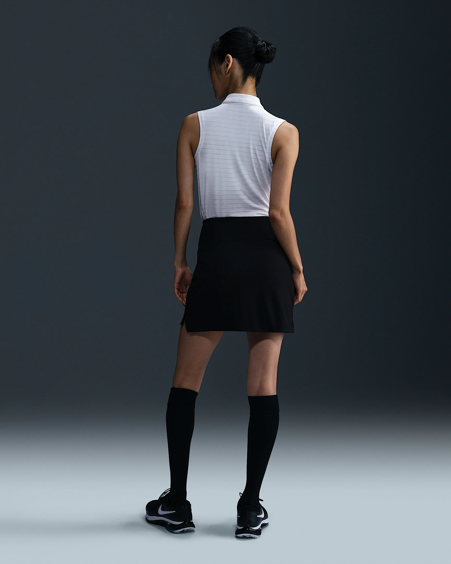 Nike Victory Women's Dri-FIT Sleeveless Striped Golf Polo - Image 3